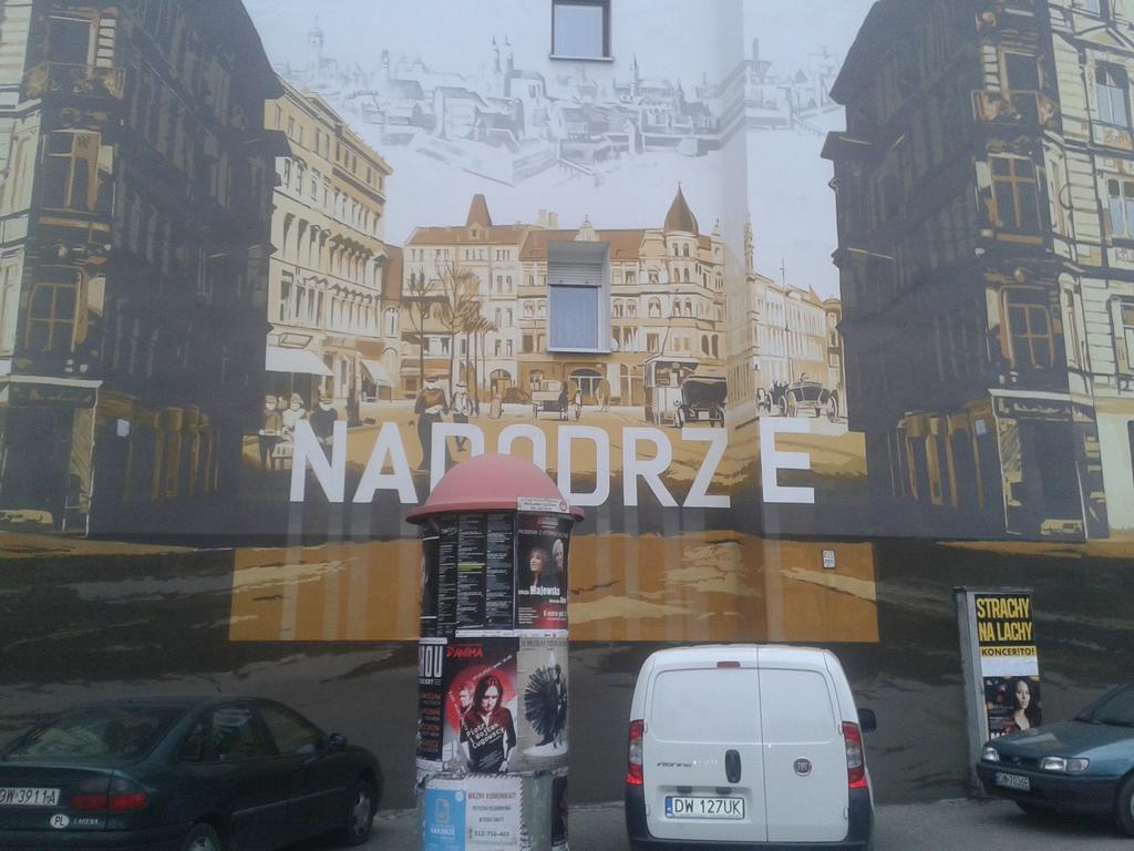 Apartament Venge -Cale Mieszkanie 46M2 Na Wylacznosc - Z Jedna Sypialnia I Jednym Sypialno-Salonem -3 Pietro Bez Windy- Rezerwacja Bez Karty Kredytowej-Klimatyzacja-Netflix-2 Lozeczka Dzieciece- Bezplatny Parking Publiczny Breslavia Esterno foto