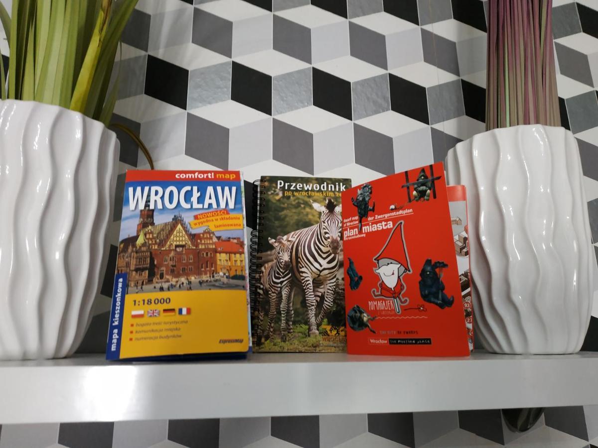 Apartament Venge -Cale Mieszkanie 46M2 Na Wylacznosc - Z Jedna Sypialnia I Jednym Sypialno-Salonem -3 Pietro Bez Windy- Rezerwacja Bez Karty Kredytowej-Klimatyzacja-Netflix-2 Lozeczka Dzieciece- Bezplatny Parking Publiczny Breslavia Esterno foto