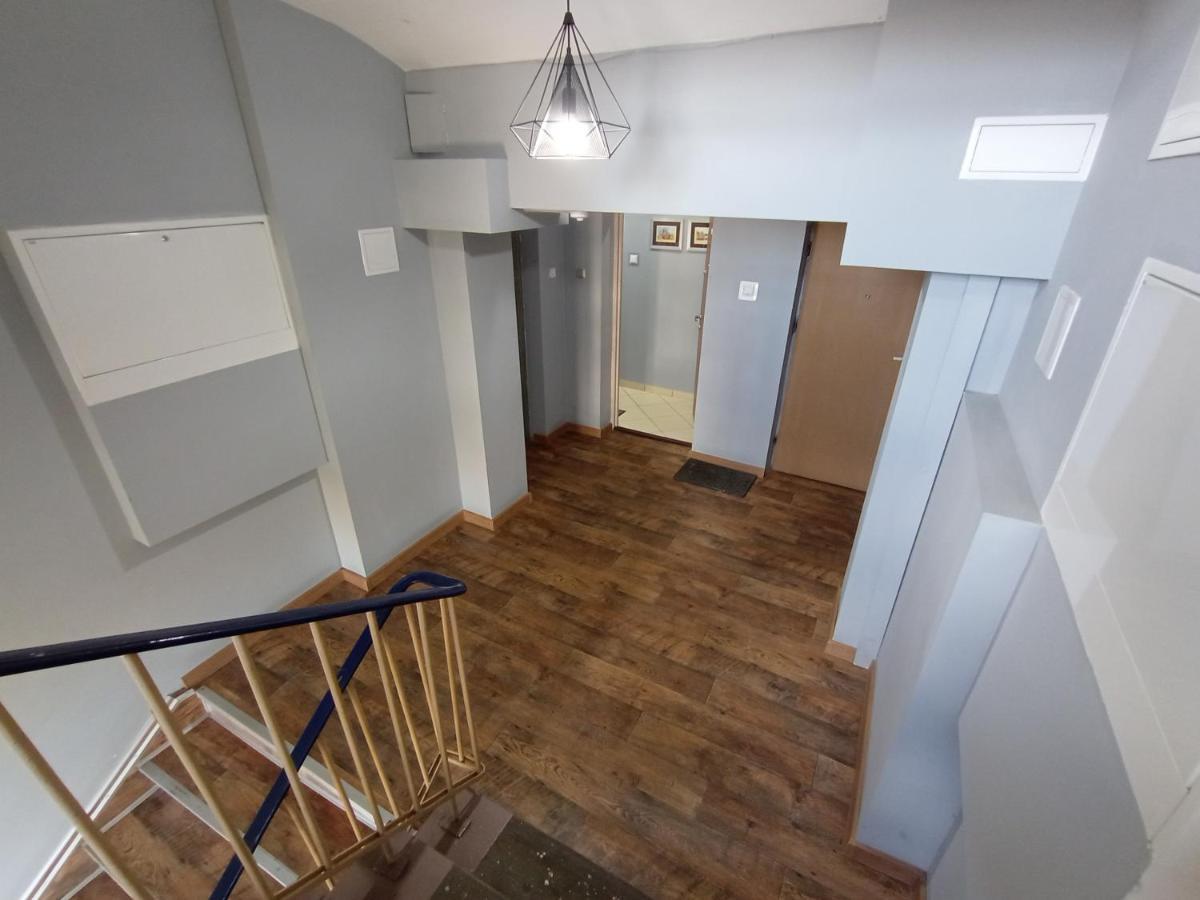 Apartament Venge -Cale Mieszkanie 46M2 Na Wylacznosc - Z Jedna Sypialnia I Jednym Sypialno-Salonem -3 Pietro Bez Windy- Rezerwacja Bez Karty Kredytowej-Klimatyzacja-Netflix-2 Lozeczka Dzieciece- Bezplatny Parking Publiczny Breslavia Esterno foto