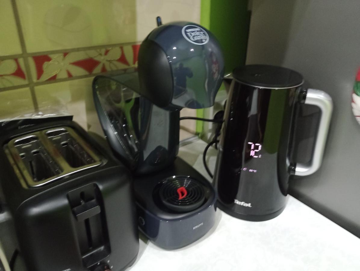 Apartament Venge -Cale Mieszkanie 46M2 Na Wylacznosc - Z Jedna Sypialnia I Jednym Sypialno-Salonem -3 Pietro Bez Windy- Rezerwacja Bez Karty Kredytowej-Klimatyzacja-Netflix-2 Lozeczka Dzieciece- Bezplatny Parking Publiczny Breslavia Esterno foto