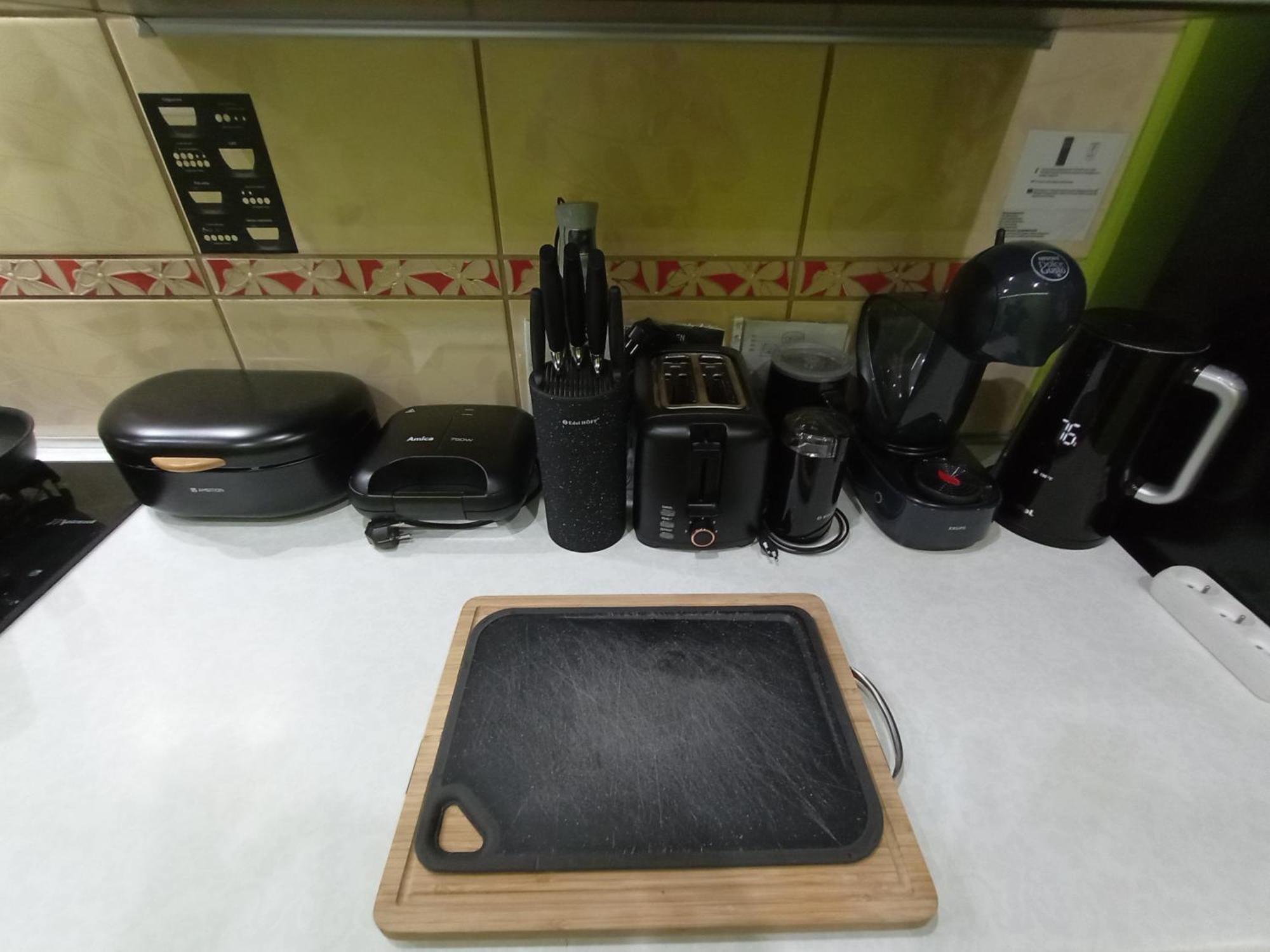 Apartament Venge -Cale Mieszkanie 46M2 Na Wylacznosc - Z Jedna Sypialnia I Jednym Sypialno-Salonem -3 Pietro Bez Windy- Rezerwacja Bez Karty Kredytowej-Klimatyzacja-Netflix-2 Lozeczka Dzieciece- Bezplatny Parking Publiczny Breslavia Esterno foto