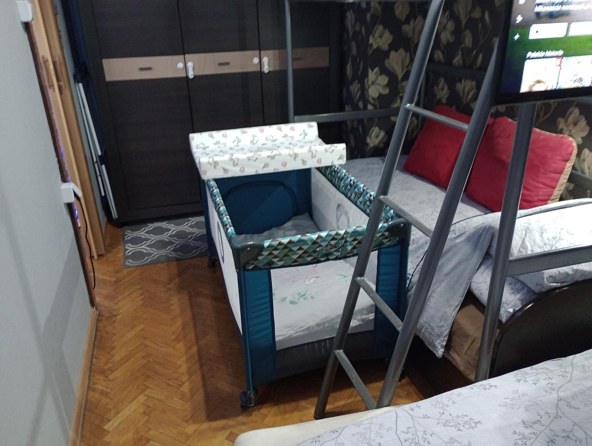 Apartament Venge -Cale Mieszkanie 46M2 Na Wylacznosc - Z Jedna Sypialnia I Jednym Sypialno-Salonem -3 Pietro Bez Windy- Rezerwacja Bez Karty Kredytowej-Klimatyzacja-Netflix-2 Lozeczka Dzieciece- Bezplatny Parking Publiczny Breslavia Esterno foto