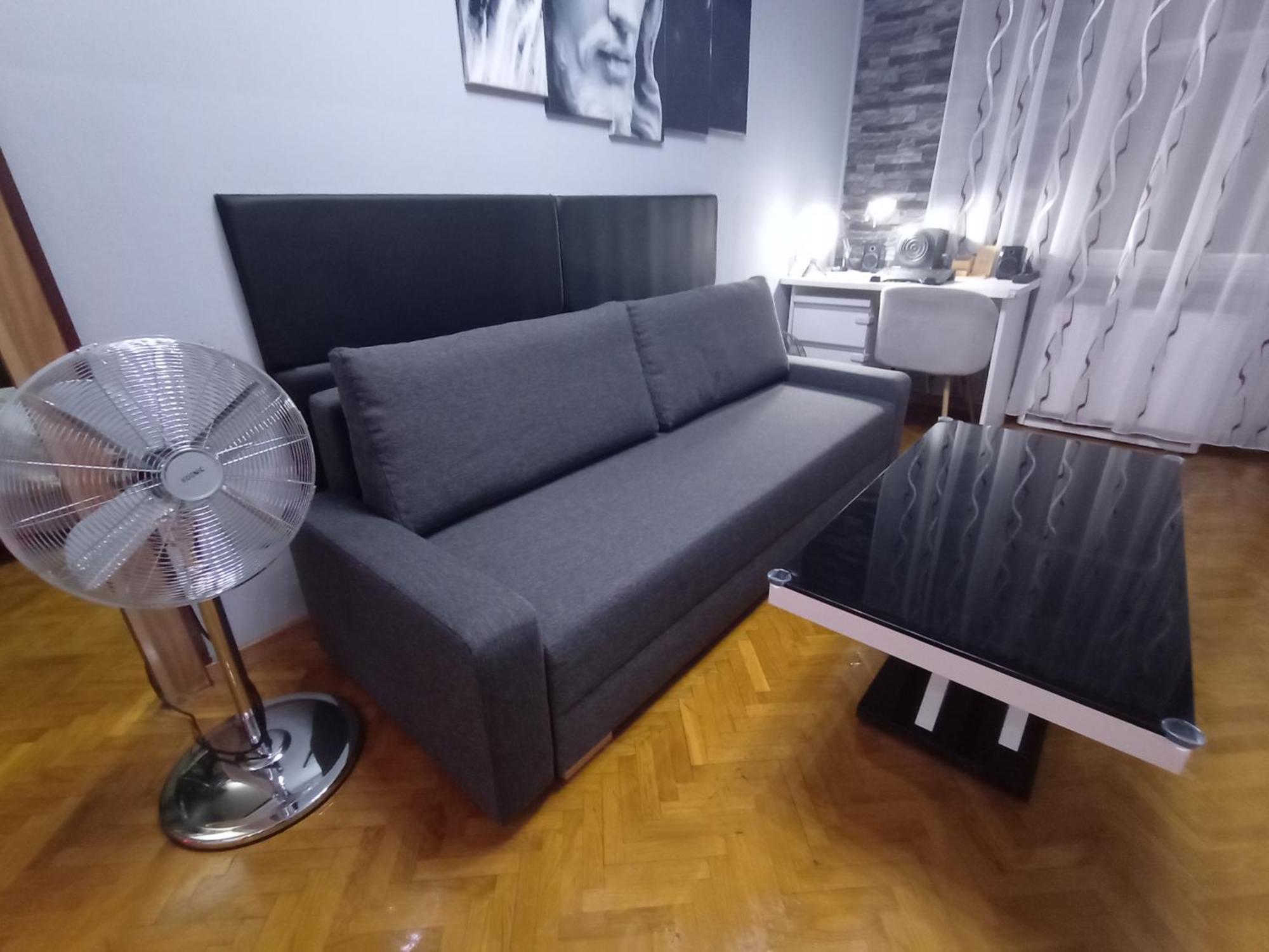 Apartament Venge -Cale Mieszkanie 46M2 Na Wylacznosc - Z Jedna Sypialnia I Jednym Sypialno-Salonem -3 Pietro Bez Windy- Rezerwacja Bez Karty Kredytowej-Klimatyzacja-Netflix-2 Lozeczka Dzieciece- Bezplatny Parking Publiczny Breslavia Esterno foto