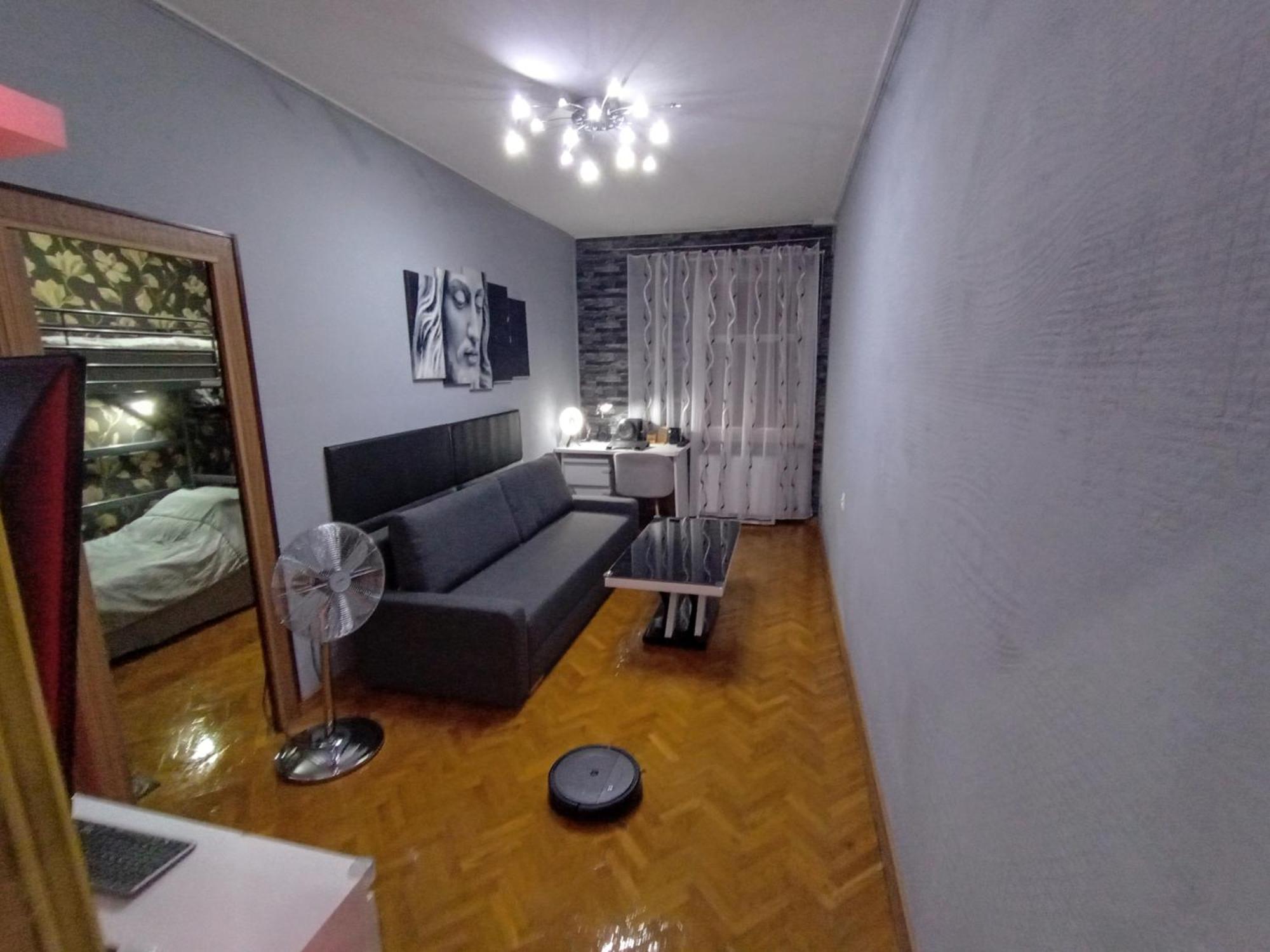 Apartament Venge -Cale Mieszkanie 46M2 Na Wylacznosc - Z Jedna Sypialnia I Jednym Sypialno-Salonem -3 Pietro Bez Windy- Rezerwacja Bez Karty Kredytowej-Klimatyzacja-Netflix-2 Lozeczka Dzieciece- Bezplatny Parking Publiczny Breslavia Esterno foto