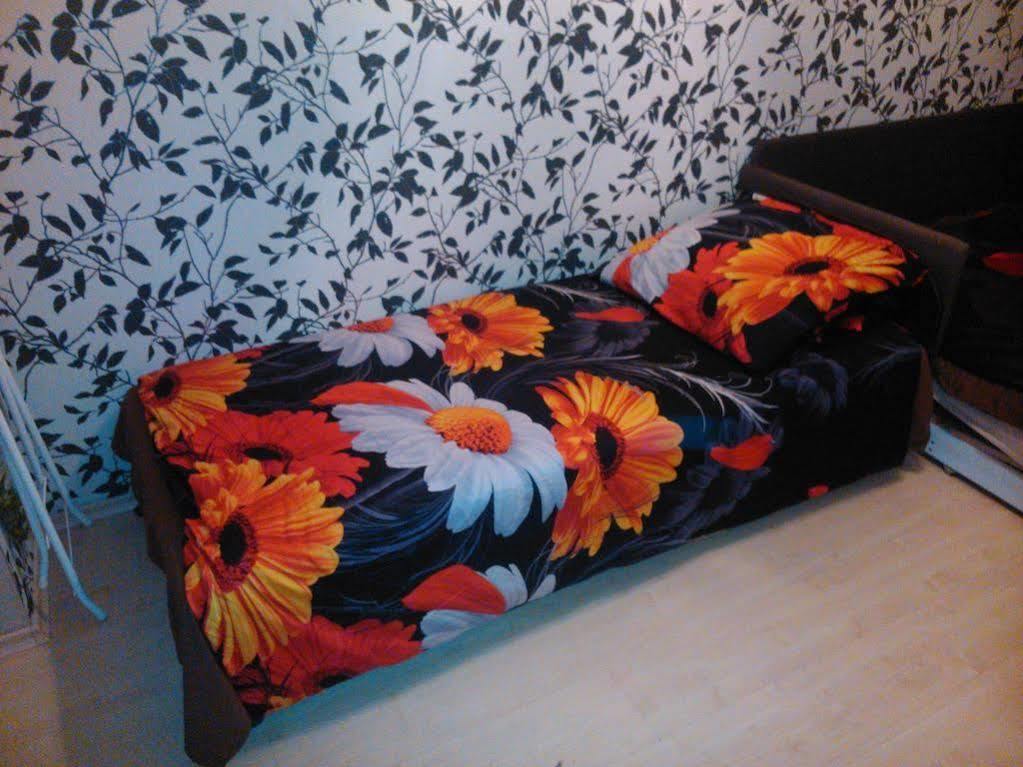 Apartament Venge -Cale Mieszkanie 46M2 Na Wylacznosc - Z Jedna Sypialnia I Jednym Sypialno-Salonem -3 Pietro Bez Windy- Rezerwacja Bez Karty Kredytowej-Klimatyzacja-Netflix-2 Lozeczka Dzieciece- Bezplatny Parking Publiczny Breslavia Esterno foto